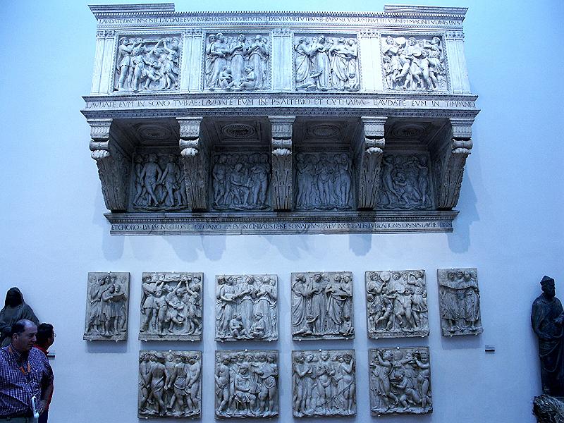 PICT0150.JPG - Luca della Robbia choir boxinside Opera Di Santa Marie Del Fiore Museum