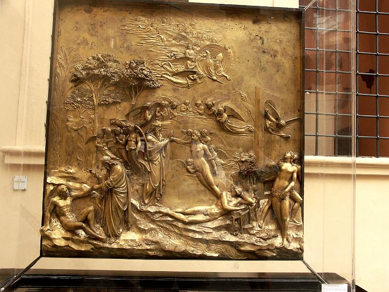 PICT0153.JPG - The real Duomo doors engraving