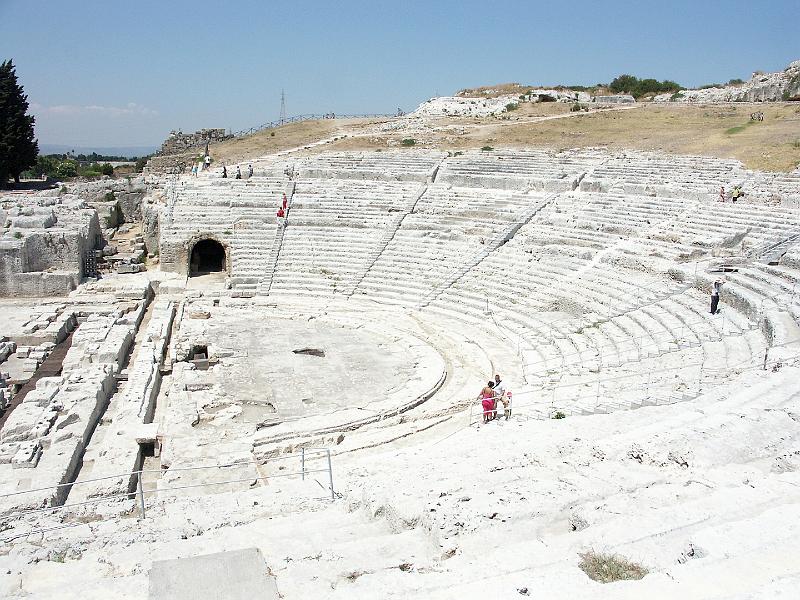 PICT0667.JPG - Greek theatre in Siracusa