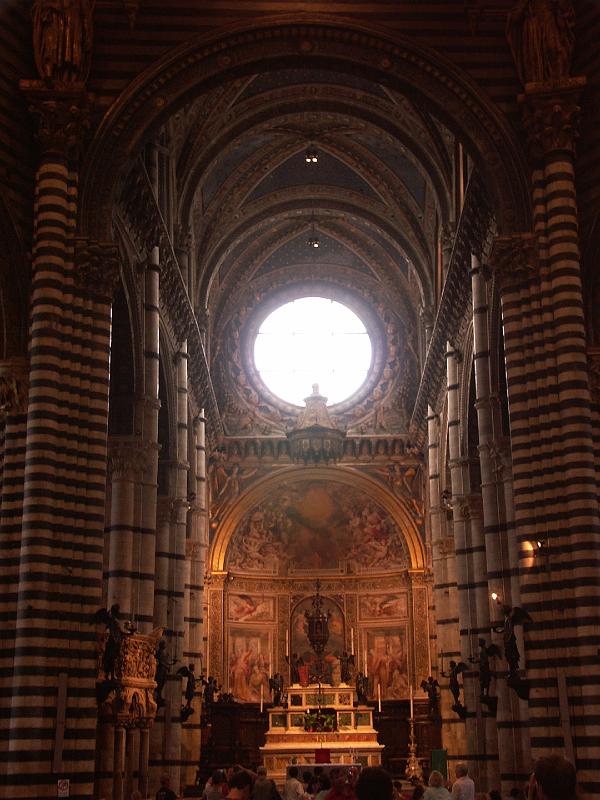 PICT0288.JPG - Siena's Duomo, main altar