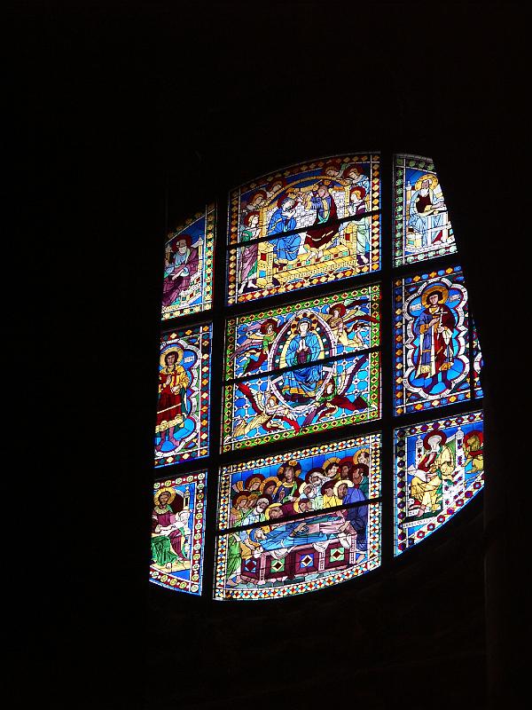 PICT0294.JPG - Siena's Duomo, rear stained glass window