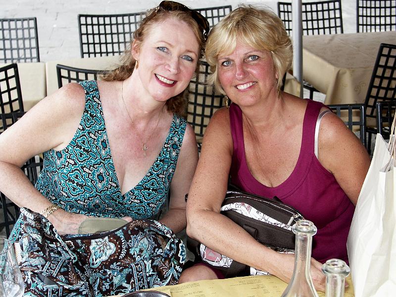 PICT0301.JPG - Firenze & Debbie after a nice lunch in Siena
