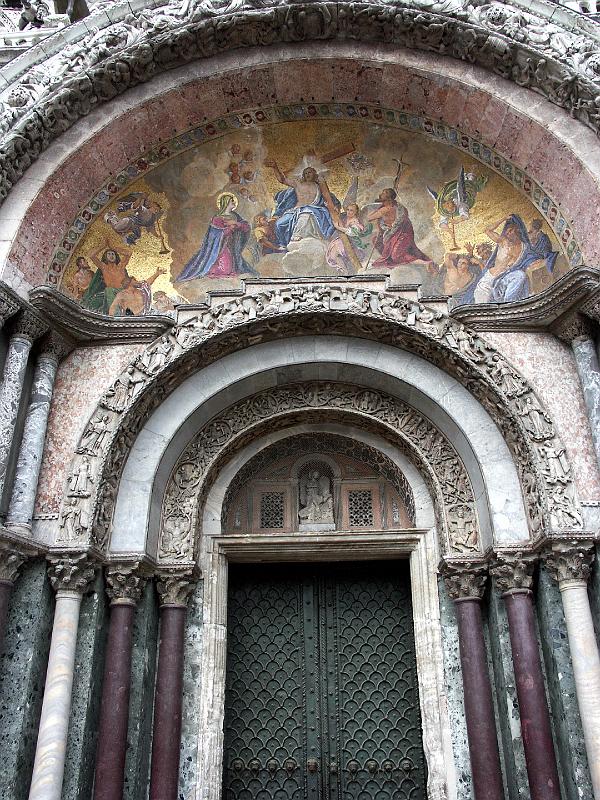 PICT0022.JPG - Main entrance to St. Mark's Basilica