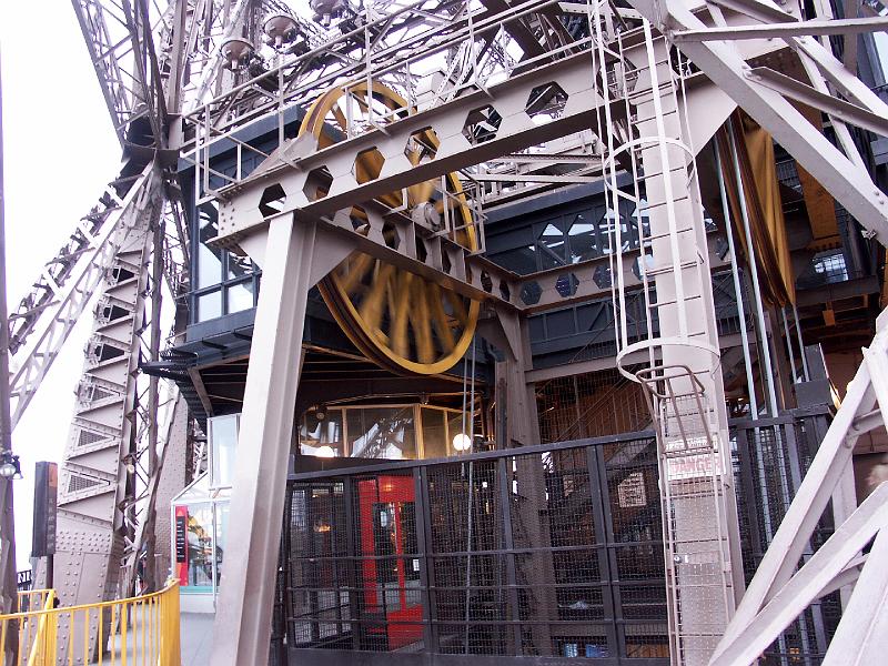 PICT3251.JPG - Some machinery that lifts the elevators on the Eiffel Tower