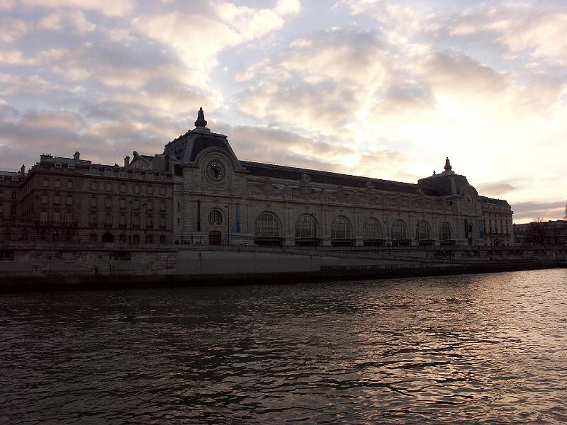 PICT3406.JPG - A view of the Musee de'Orsay from the Seine.