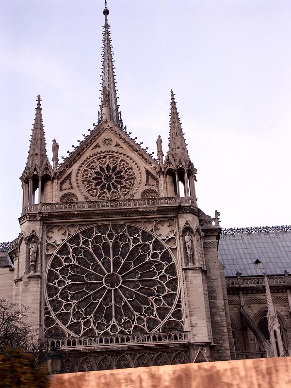PICT3425.JPG - The Rose Window at notre Dame.